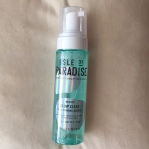 new isle of paradise clear self-tanning mousse